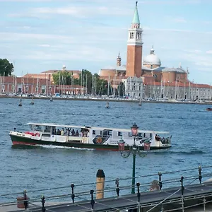 Appartement Locazione Mery Venise